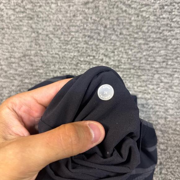 Mens lululemon swim trunks - Picture 4 of 4